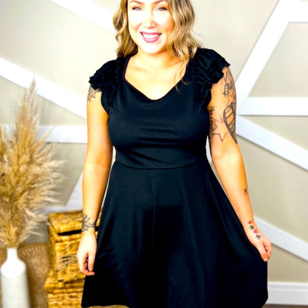 Woman’s brand new 1X black dress by white birch